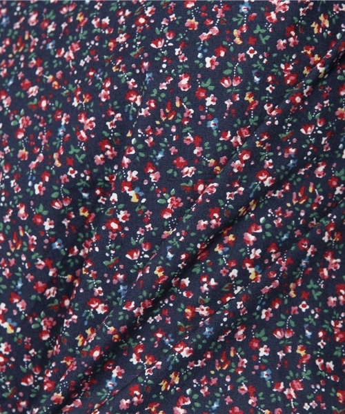 BEAMS BOY（ビームスボーイ）の「BEAMS BOY / ブロード フラワープリント 2重襟 ブラウス（シャツ/ブラウス・レディース・ブラック/ネイビー・ONE SIZE）」の8枚目の写真