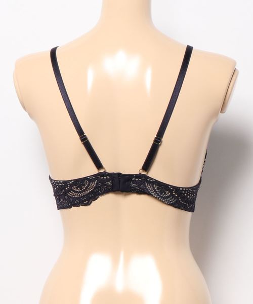 ANNEBRA(アンブラ)の「Rich ハイネックモールドカップブラジャー(ブラジャー・レディース・ベージュ/ブルー・E75/E80/B75/C70/F75/G70/C80/D70/B70/D80/E70/F70/C75/D75/G75)」の13枚目の写真