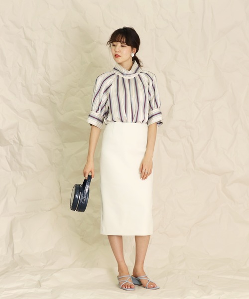 DRESSLAVE(ドレスレイブ)の「color tight skirt(サイドラインタイトスカート)(スカート・レディース・ホワイト/ブラック/ライトグリーン・36/38)」の4枚目の写真