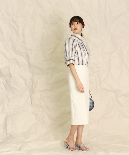 DRESSLAVE(ドレスレイブ)の「color tight skirt(サイドラインタイトスカート)(スカート・レディース・ホワイト/ブラック/ライトグリーン・36/38)」の5枚目の写真