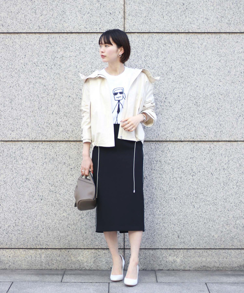 DRESSLAVE(ドレスレイブ)の「color tight skirt(サイドラインタイトスカート)(スカート・レディース・ホワイト/ブラック/ライトグリーン・36/38)」の17枚目の写真