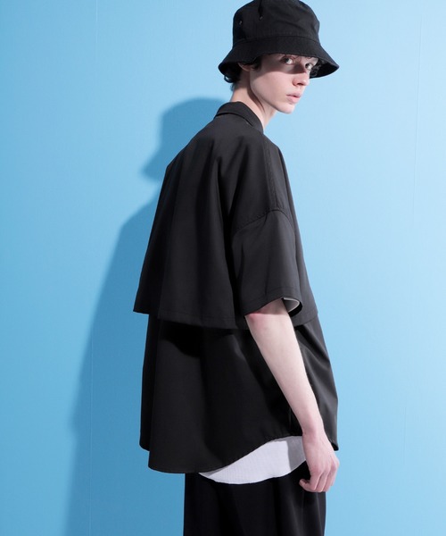 EMMA CLOTHES（エマクローズ）の「ヨークトレンチレイヤードワイドシャツ 1/2 sleeve(EMMA CLOTHES)（シャツ/ブラウス・メンズ・ブラック/グリーン系その他/グレイッシュベージュ・FREE）」の9枚目の写真