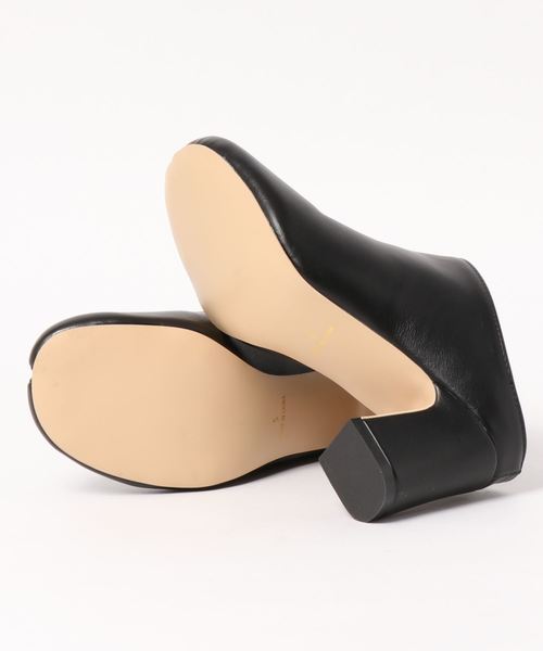 KOBE LETTUCE(コウベレタス)の「チャンキーヒール足袋ブーティー(ブーツ・レディース・ホワイト/ブラック/ブラウン・L/M/S/LL)」の4枚目の写真