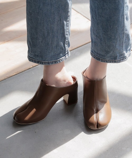 KOBE LETTUCE(コウベレタス)の「チャンキーヒール足袋ブーティー(ブーツ・レディース・ホワイト/ブラック/ブラウン・L/M/S/LL)」の13枚目の写真