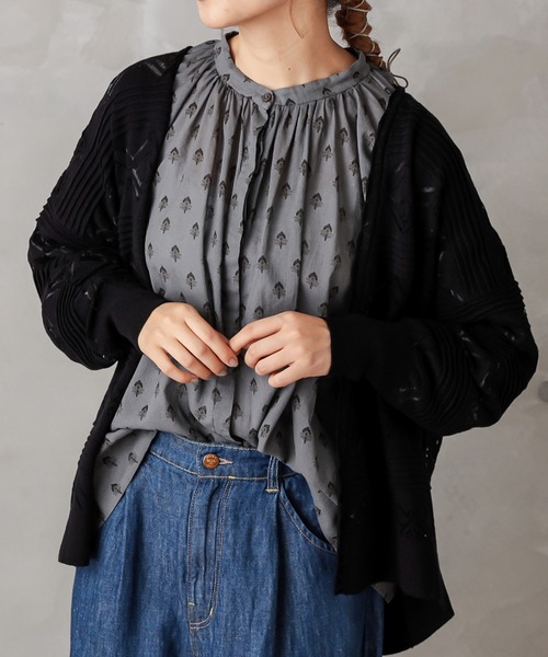 PUAL CE CIN（ピュアルセシン）の「レースジャガードカーデ（カーディガン/ボレロ・レディース・ブラック/グレー/グレイッシュベージュ・FREE）」の2枚目の写真