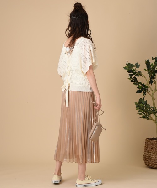 INTERPLANET（インタープラネット）の「グロスオーガンジープリーツスカート（スカート・レディース・ベージュ/ナチュラル/グレイッシュベージュ・FREE）」の11枚目の写真