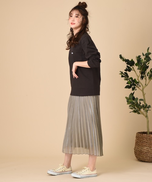 INTERPLANET（インタープラネット）の「グロスオーガンジープリーツスカート（スカート・レディース・ベージュ/ナチュラル/グレイッシュベージュ・FREE）」の18枚目の写真