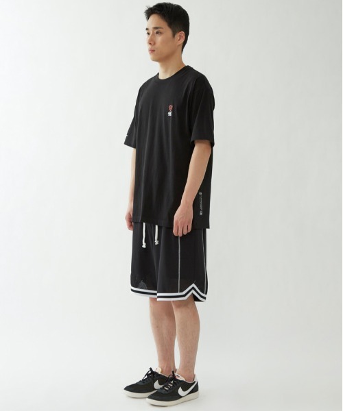 LMCの「【LMC】MINI HEART GLOBE TEE / ミニ ハート グローブ ロゴ Tシャツ（Tシャツ/カットソー・メンズ・ブラック/ホワイト・MEDIUM/LARGE/SMALL/X-LARGE）」の16枚目の写真