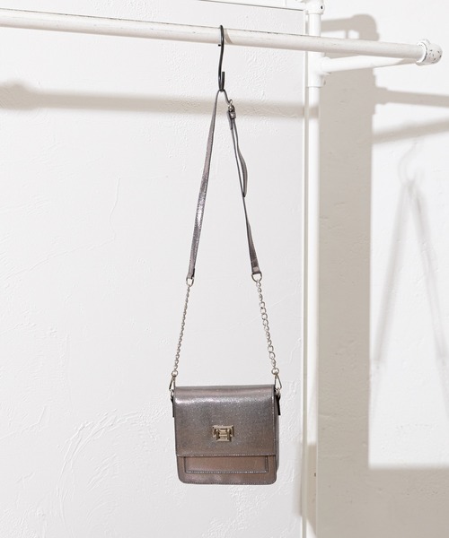 prose verse（プロズヴェール）の「メタリックスクエアミニショルダー（ショルダーバッグ・レディース・ブラック/ベージュ/シルバー・ﾌﾘ-）」の8枚目の写真