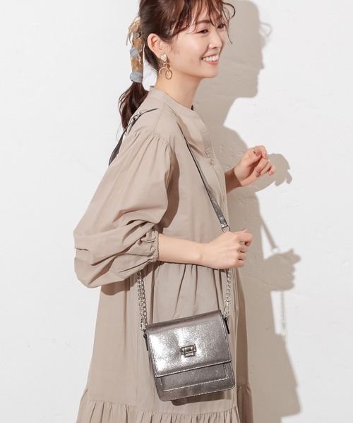 prose verse（プロズヴェール）の「メタリックスクエアミニショルダー（ショルダーバッグ・レディース・ブラック/ベージュ/シルバー・ﾌﾘ-）」の14枚目の写真