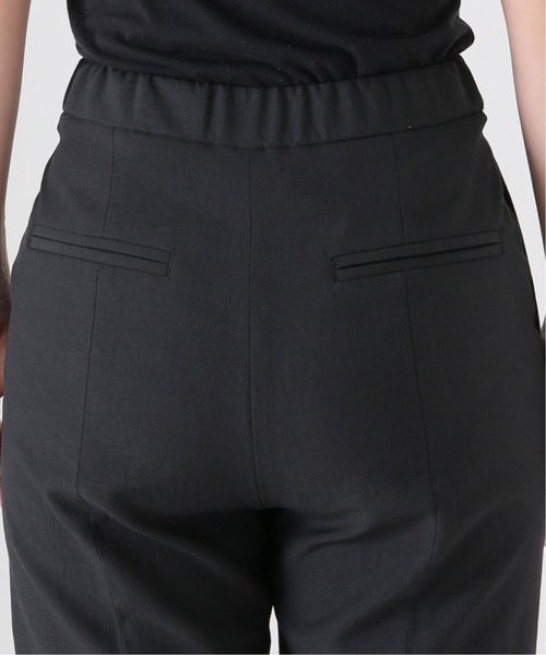 La TOTALITE（ラトータリテ）の「バイオツイルフロントタックパンツ【手洗い可能】（その他パンツ・レディース・ブラック/ライトグレー/ウッド・36/38）」の13枚目の写真