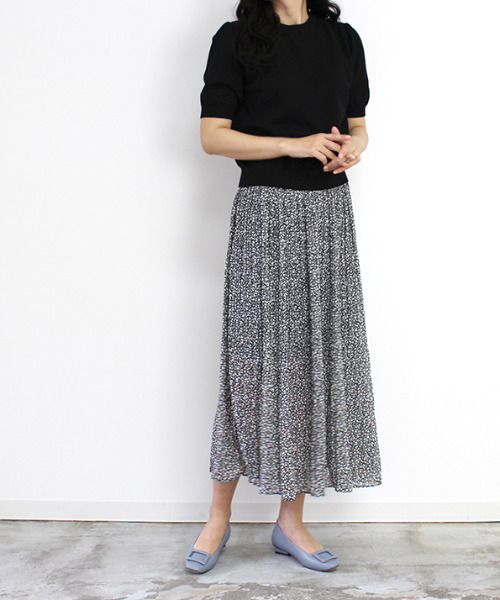 MODE ROBE（モードローブ）の「ハーフスリーブニット（Tシャツ/カットソー・レディース・ブラック/ピンク/ブルー/アイボリー・FREE）」の8枚目の写真