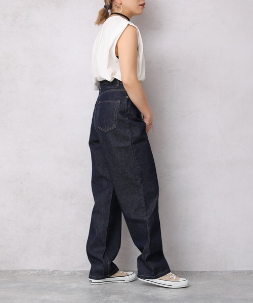 ap retro（アプレトロ）の「シンプル無地Tシャツ/肩タック1分袖プルオーバー【ZOZO限定アイテム】（Tシャツ/カットソー・レディース・ブラック/オフホワイト/グリーン/モカ/グレイッシュブルー・FREE）」の7枚目の写真