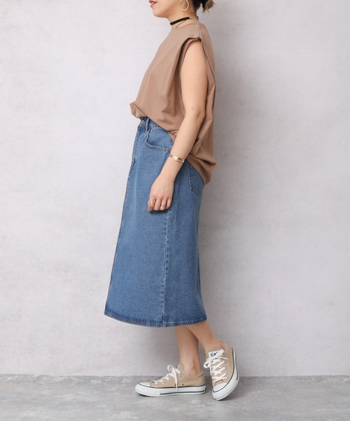 ap retro（アプレトロ）の「シンプル無地Tシャツ/肩タック1分袖プルオーバー【ZOZO限定アイテム】（Tシャツ/カットソー・レディース・ブラック/オフホワイト/グリーン/モカ/グレイッシュブルー・FREE）」の11枚目の写真