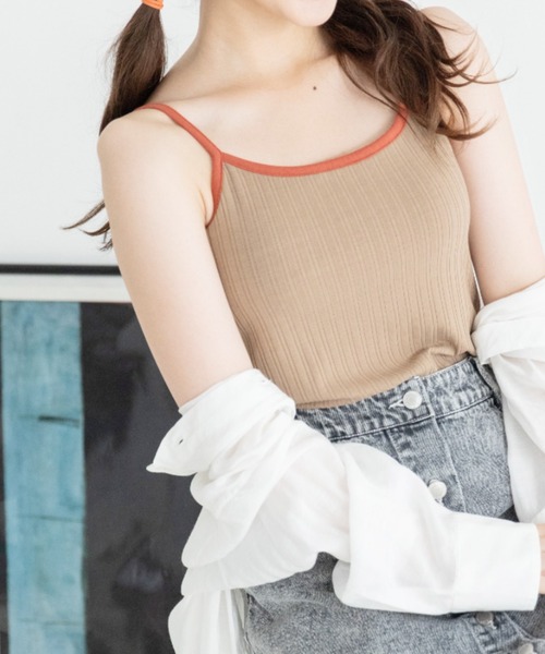Mysa&Liina（ミーサリーナ）の「カップ付きパイピングリブキャミタンク（キャミソール・レディース・ブラック/オフホワイト/カーキ/アイボリー/キャメル・M）」の5枚目の写真