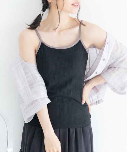 Mysa&Liina（ミーサリーナ）の「カップ付きパイピングリブキャミタンク（キャミソール・レディース・ブラック/オフホワイト/カーキ/アイボリー/キャメル・M）」の4枚目の写真