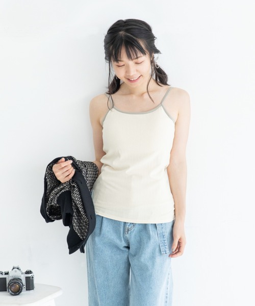 Mysa&Liina（ミーサリーナ）の「カップ付きパイピングリブキャミタンク（キャミソール・レディース・ブラック/オフホワイト/カーキ/アイボリー/キャメル・M）」の9枚目の写真