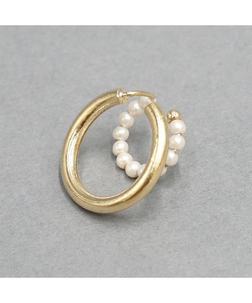 flower（フラワー）の「グロスパールイヤーカフ（イヤーカフ・レディース・ゴールド・FREE）」の5枚目の写真