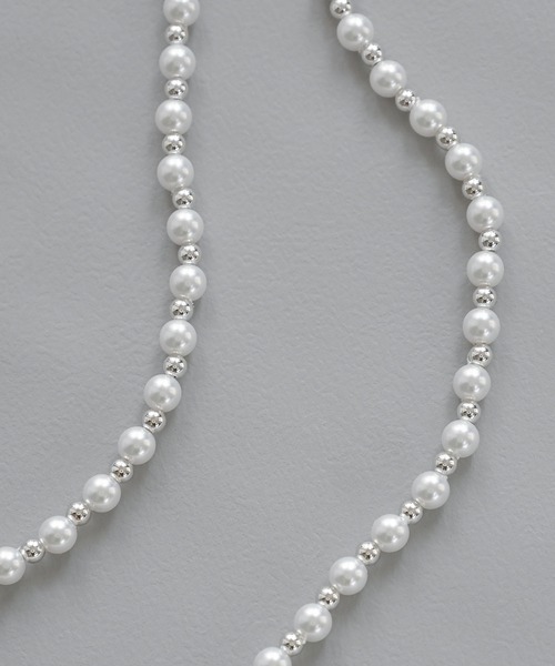 MUTURA（ムツラ）の「4way グラスコード/イヤホンホルダー/ネックレス/パールマスクチェーン（ネックレス・レディース・シルバー/ゴールド・ONE SIZE）」の3枚目の写真