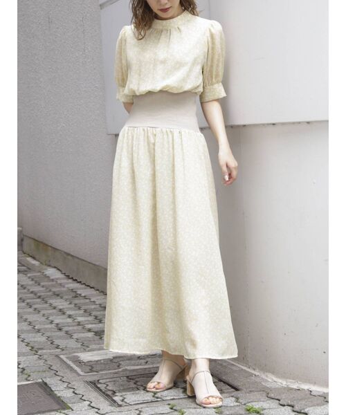 dazzlin（ダズリン）の「ウエストマークプリントワンピース（ワンピース・レディース・ブラック/オフホワイト/イエロー・FREE）」の4枚目の写真