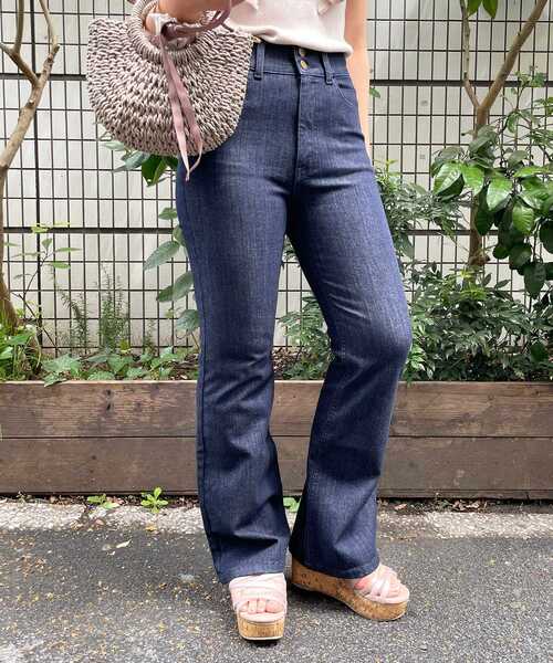 MAJESTIC LEGON（マジェスティックレゴン）の「レディベルパンツ（デニムパンツ・レディース・サックスブルー/ネイビー・MEDIUM/SMALL）」の15枚目の写真