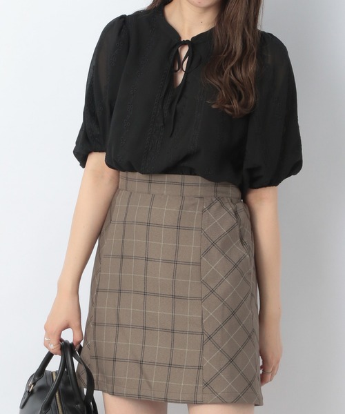 Heather(ヘザー)の「2WAYシシュウブラウス(5分袖) 218145(シャツ/ブラウス・レディース・ホワイト/グレー/ブラック・FREE)」の2枚目の写真