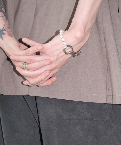 PUBLIC TOKYO（パブリックトウキョウ）の「パールコンビブレスレット（ブレスレット・メンズ・ホワイト・FREE）」の10枚目の写真