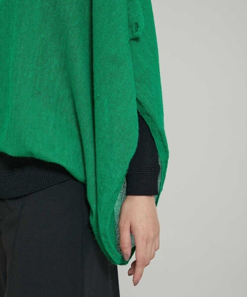 TAN（タン）の「【TAN(タン)】フラッフィーワンピースアンドトップス 21AW-2（Tシャツ/カットソー・レディース・ブラック/グリーン・FREE）」の19枚目の写真