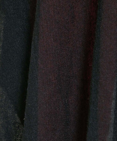 TAN（タン）の「【TAN(タン)】フラッフィーワンピースアンドトップス 21AW-2（Tシャツ/カットソー・レディース・ブラック/グリーン・FREE）」の4枚目の写真