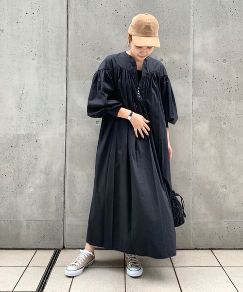 RIVE DROITE（リヴドロワ）の「女性らしいボリューム感が魅力　ハシゴレースギャザーワンピース（ワンピース・レディース・ローズ/ネイビー・FREE）」の17枚目の写真