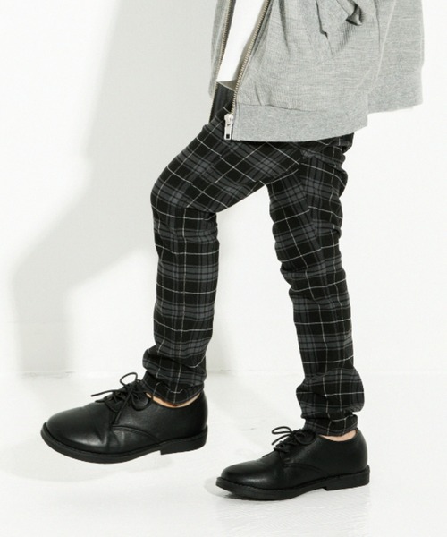 BRANSHES（ブランシェス）の「【プレミアムストレッチ】 パンツ ユニセックス スキニー チェック/無地（チノパンツ・キッズ・ベージュ/ブラック/ブラウン/グレー・90cm/130cm/120cm/150cm/100cm/140cm/110cm）」の3枚目の写真