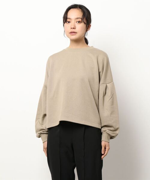 Samansa Mos2 blue(サマンサモスモスブルー)の「裏毛ドルマンカットソー(Tシャツ/カットソー・レディース・ベージュ/レッド/オフホワイト/グリーン/チャコール・フリ-)」の4枚目の写真