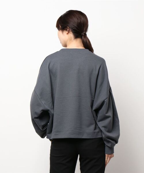 Samansa Mos2 blue(サマンサモスモスブルー)の「裏毛ドルマンカットソー(Tシャツ/カットソー・レディース・ベージュ/レッド/オフホワイト/グリーン/チャコール・フリ-)」の8枚目の写真