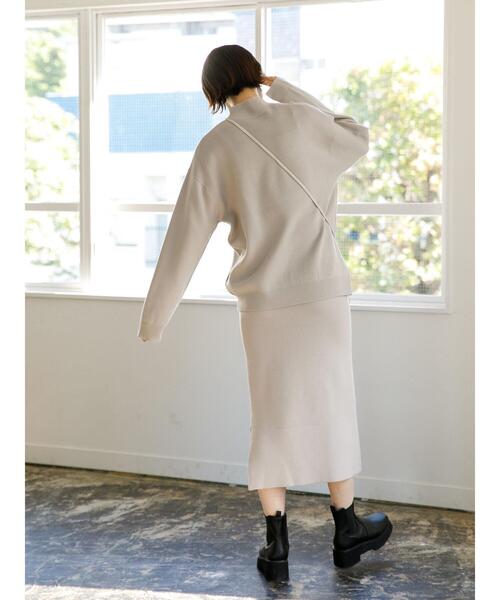 koe(コエ)の「スウェットライクニット モックネックプルオーバー*(ニット/セーター・レディース・ライトグレー/ブラック/ブルー/アイボリー/ピンクベージュ・S/M/L)」の13枚目の写真