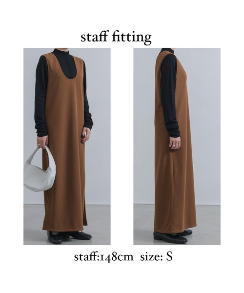 NEUNA（ヌナ）の「2WAY Uネック・Vネックロングワンピース（ワンピース