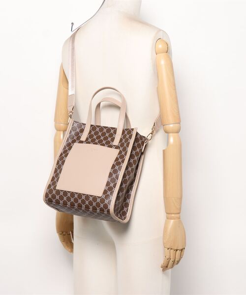 one way（ワンウェイ）の「【oneway】モノグラムボストンバッグ（ボストンバッグ・レディース・ベージュ/オレンジ/ライトブラウン・FREE）」の7枚目の写真