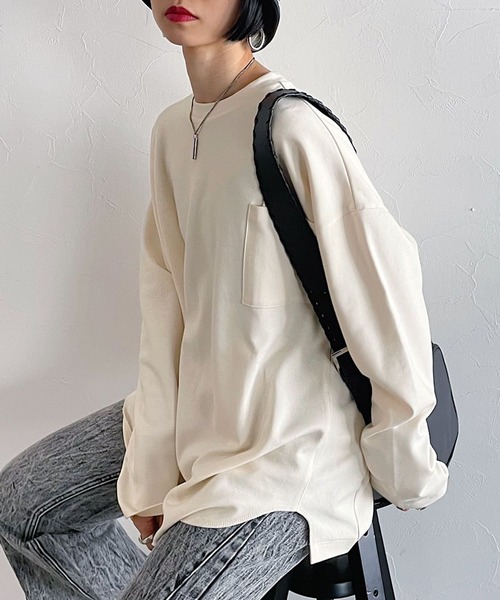 PAGEBOY(ページボーイ)の「ポケットルーズロンT(Tシャツ/カットソー・レディース・ブラック/オフホワイト/ブルー・FREE)」の2枚目の写真