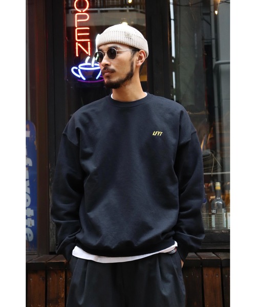 Lafayette（ラファイエット）の「ZOZOTOWN 限定受注商品 LFYT ラファイエット [Lafayette] - LFYT × チアゴビアスボラス [THIAGO VILLAS BOAS] コラボ ボクサー ガール クルーネック スウェット スウェットシャツ [BOXERS GIRL CREWNECK SWEAT]（スウェット・メンズ・ライトブルー/ブラック/パープル・SMALL/MEDIUM/LARGE/X-LARGE/XX-LARGE）」の4枚目の写真