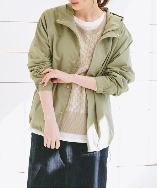 ikka(イッカ)の「【Sサイズ WEB限定】撥水パッカブルマンパー2(マウンテンパーカー・レディース・ベージュ/オリーブ/その他1/レモンイエロー・S/M/L)」の3枚目の写真
