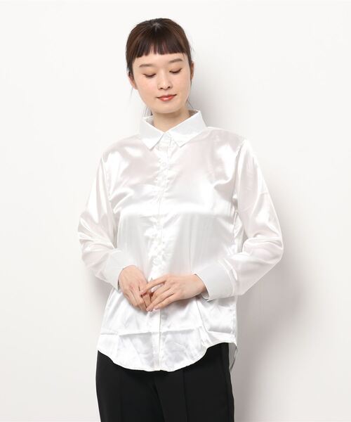 BLANC FICELLE(ブランフィセル)の「サテン シャツ(シャツ/ブラウス・レディース・ベージュ/グリーン/Off White/ブラック・SMALL/LARGE/XX-LARGE/MEDIUM/XXX-LARGE/X-LARGE)」の2枚目の写真