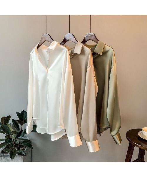BLANC FICELLE(ブランフィセル)の「サテン シャツ(シャツ/ブラウス・レディース・ベージュ/グリーン/Off White/ブラック・SMALL/LARGE/XX-LARGE/MEDIUM/XXX-LARGE/X-LARGE)」の13枚目の写真