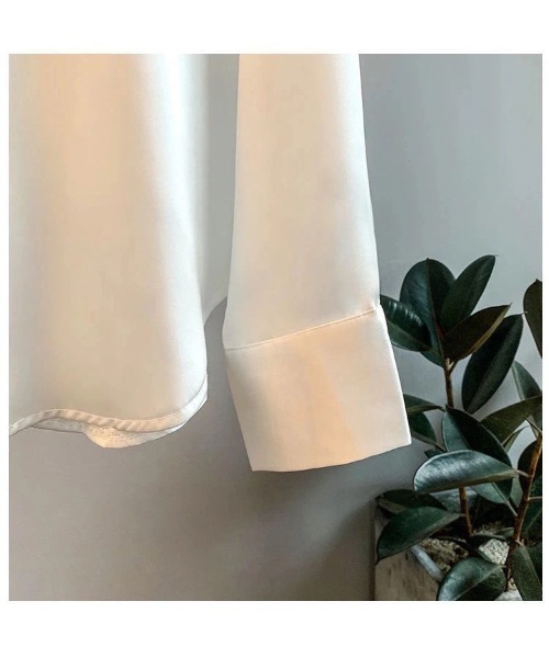 BLANC FICELLE(ブランフィセル)の「サテン シャツ(シャツ/ブラウス・レディース・ベージュ/グリーン/Off White/ブラック・SMALL/LARGE/XX-LARGE/MEDIUM/XXX-LARGE/X-LARGE)」の10枚目の写真