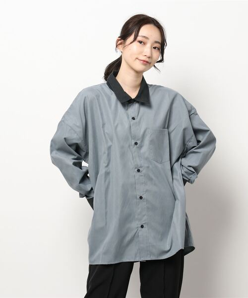 THISIS(ディスイズ)の「ポリピーチ ビッグシルエット クレリックシャツ(シャツ/ブラウス・レディース・ホワイト/ブラック/サックスブルー/グレイッシュベージュ/チャコール・LARGE/X-LARGE/MEDIUM)」の5枚目の写真