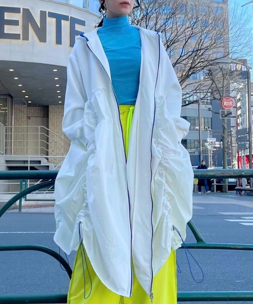 Risley（リズレー）の「【別注】Risley/リズレー/ロング切り替えパーカー（パーカー・レディース・ブラック/オフホワイト・FREE）」の2枚目の写真