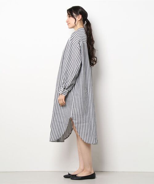 210nouve（トゥージュヌーブ）の「リネンライクストライプバンドカラーシャツワンピ（シャツワンピース・レディース・ブルー/グリーン/ブラック/オレンジ・FREE）」の5枚目の写真
