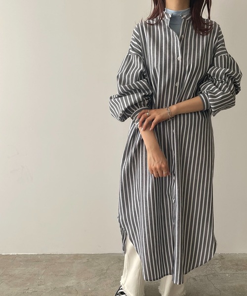 210nouve（トゥージュヌーブ）の「リネンライクストライプバンドカラーシャツワンピ（シャツワンピース・レディース・ブルー/グリーン/ブラック/オレンジ・FREE）」の2枚目の写真