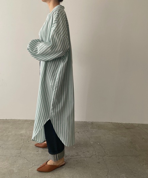 210nouve（トゥージュヌーブ）の「リネンライクストライプバンドカラーシャツワンピ（シャツワンピース・レディース・ブルー/グリーン/ブラック/オレンジ・FREE）」の21枚目の写真