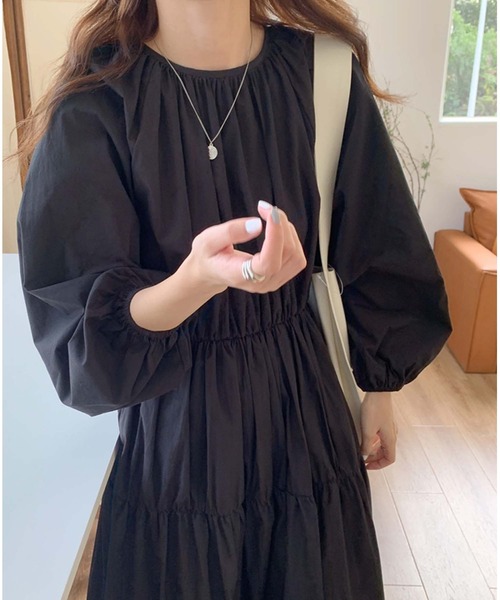 Doula Doula(ドゥーラドゥーラ)の「ティアードAラインワンピース(ワンピース・レディース・ホワイト/ブラック/モカ・FREE)」の5枚目の写真