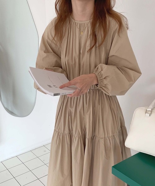 Doula Doula(ドゥーラドゥーラ)の「ティアードAラインワンピース(ワンピース・レディース・ホワイト/ブラック/モカ・FREE)」の18枚目の写真