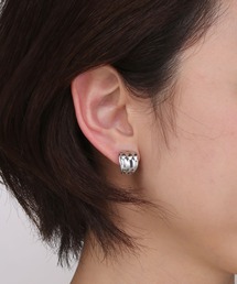 Manon's Selection（マノンズセレクション）の「ウェーブデザインワイドフープイヤーカフ（イヤーカフ）」